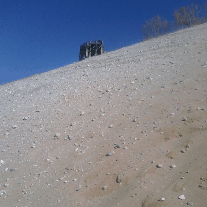 View of the observation deck from the dune