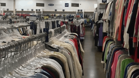 Tips for Visiting the Gap Clearance Center