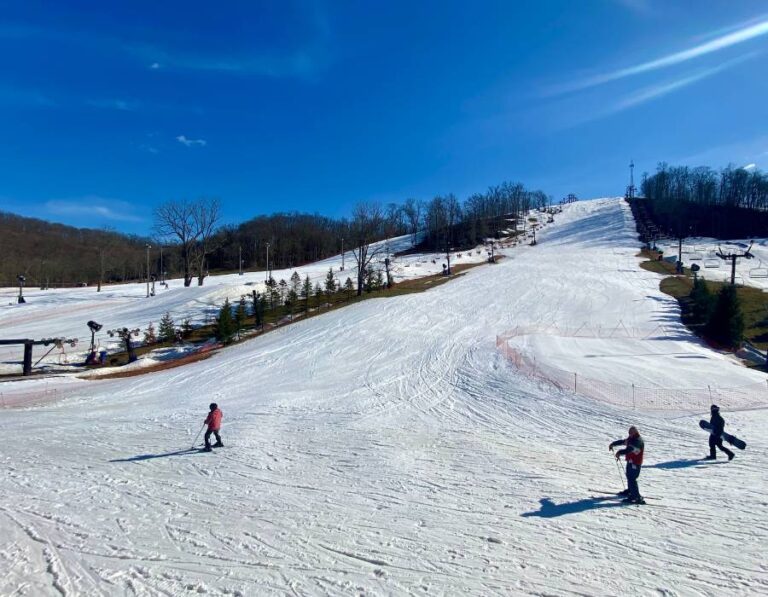 Tips for Snow Tubing at Perfect North Slopes in Indiana