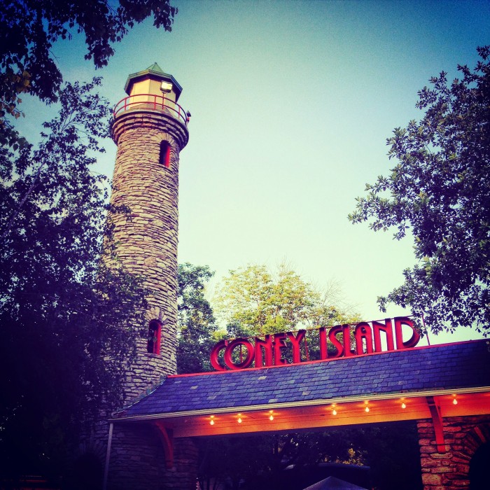 Coney Island Amusement Park in Cincinnati, Ohio