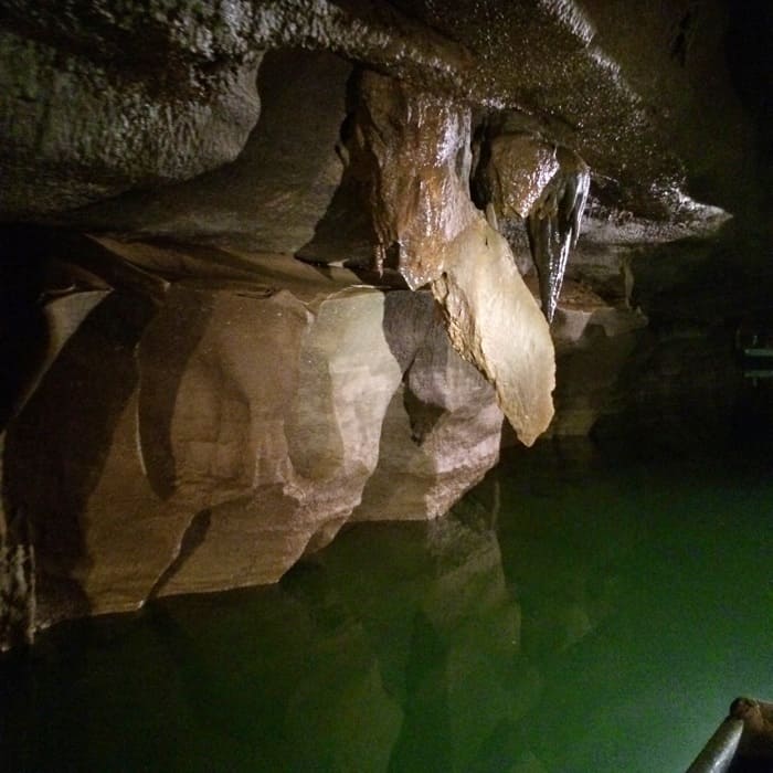 Bluesprings Caverns Mystery River Voyage15