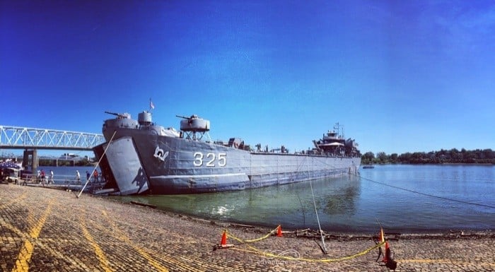 USS LST 325 