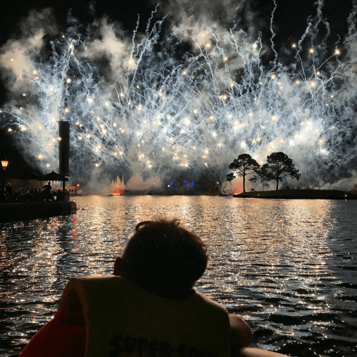 watch IllumiNations fireworks by boat