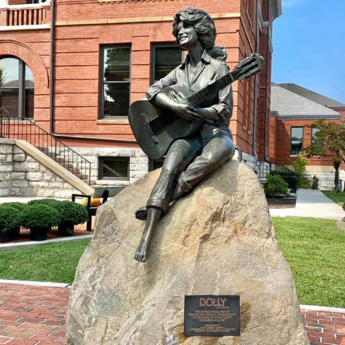 Dolly Parton Statue in downtown Sevierville