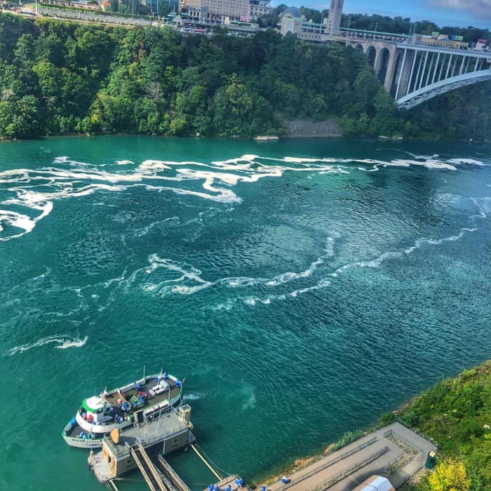 The Best Niagara Falls Locations For Amazing Photos maid of the mist