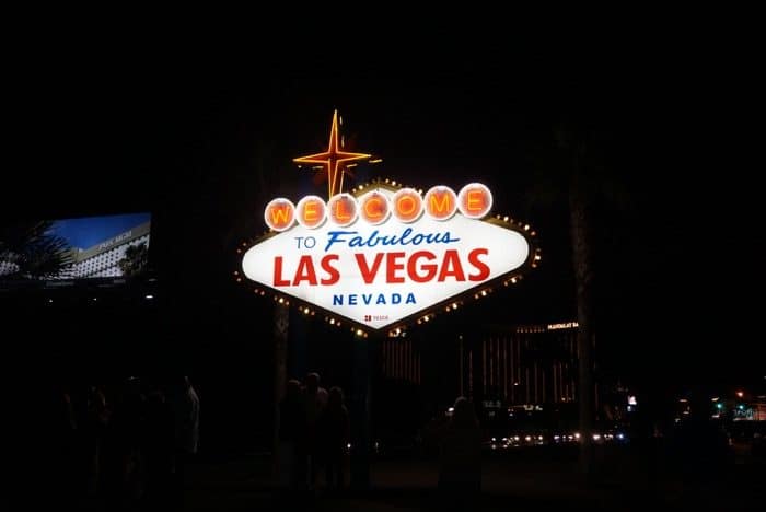 welcome to Las Vegas sign