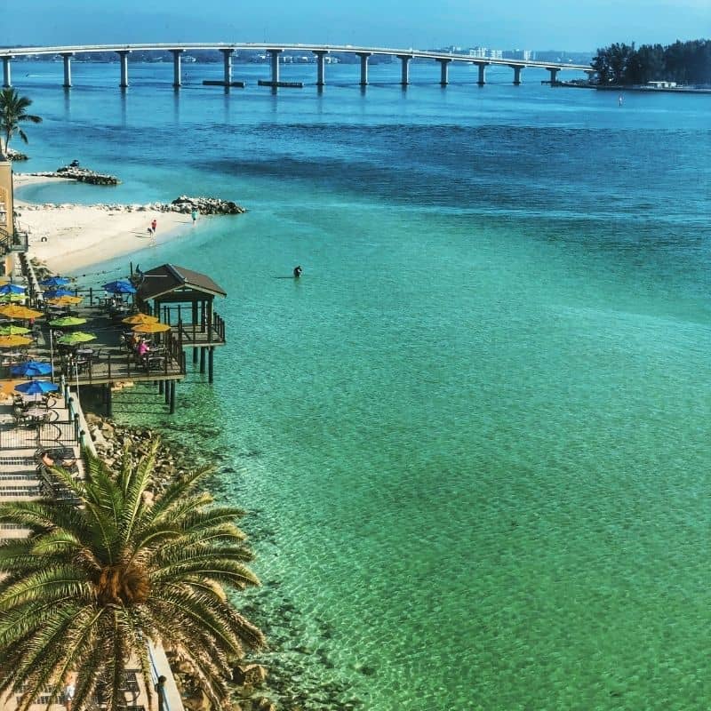 How to Save Money on a Clearwater Beach Vacation