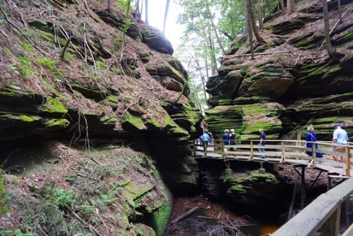Witches Gulch Upper Dells Tour with Dells Boat Tours