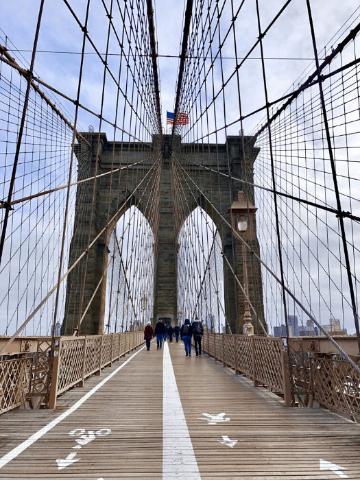 Brooklyn Bridge in New York City e1575123120107