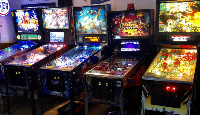 pinball machines at 403 Club in Kansas City Kansas