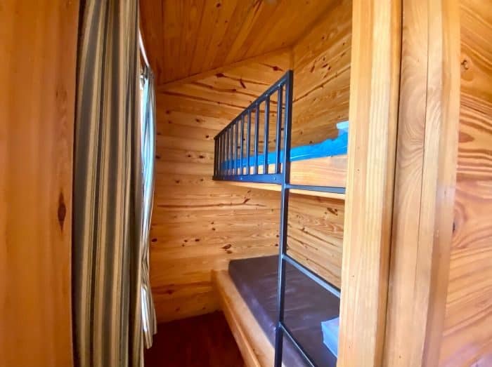 bunk bed set at deluxe cabin 