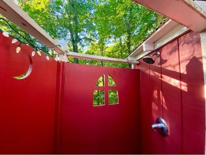 Outdoor shower at the Little Red Treehouse at the Mohicans
