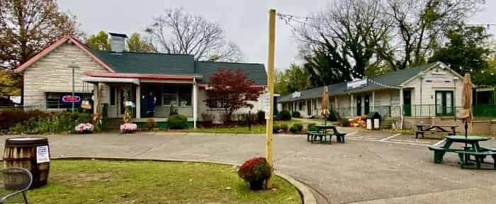 Loveless Cafe and Motel in Nashville TN
