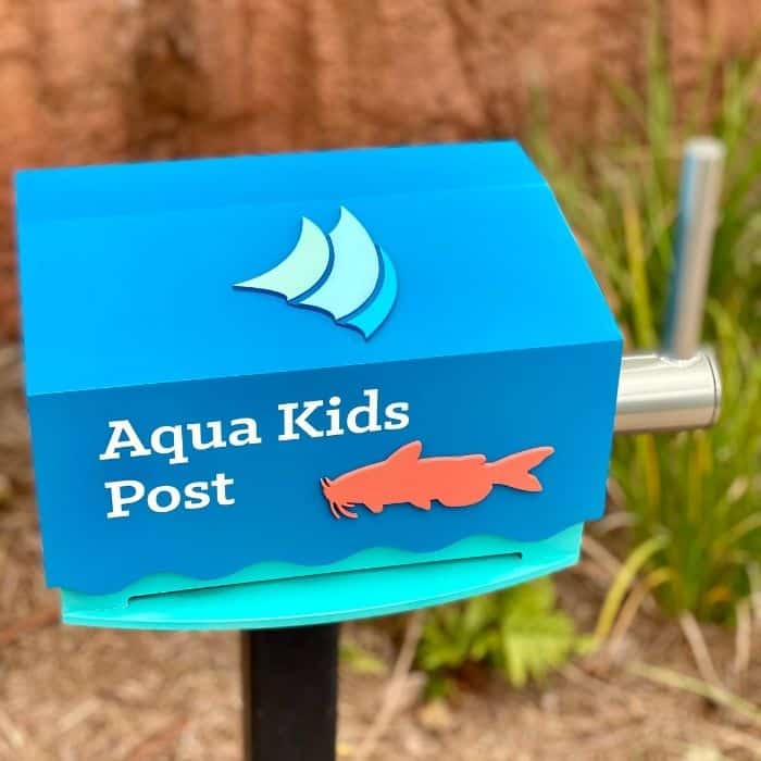 Aqua Kids Post 