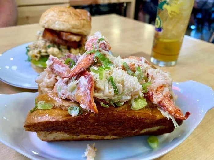 lobter-roll-the-governor-Milford