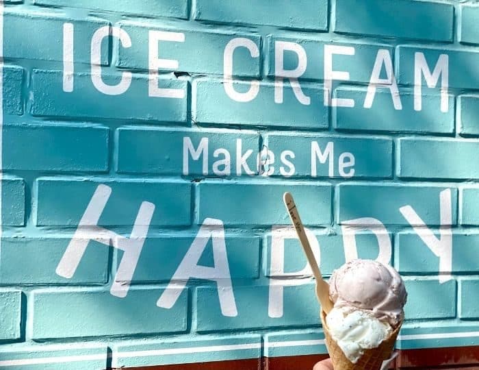 ice cream makes me happy mural at The Silver Lining Creamery
