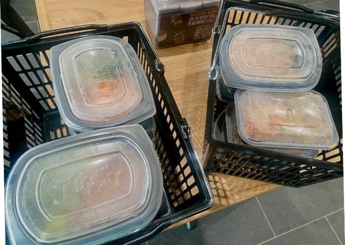 shopping baskets for Grab n go freezers at Clean Eatz