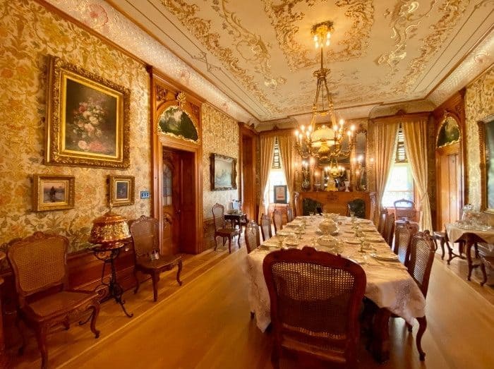 dining room at Pabst Mansion