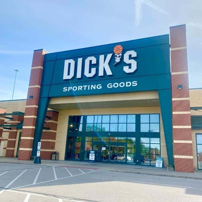 Dick's Sporting Goods 
