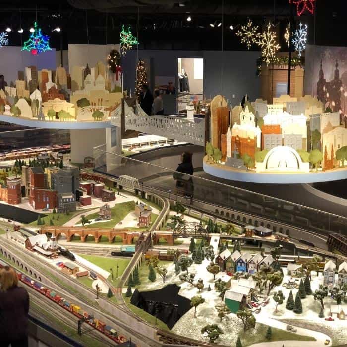 Holiday Junction Featuring the Duke Energy Trains at the Cincinnati Museum Center