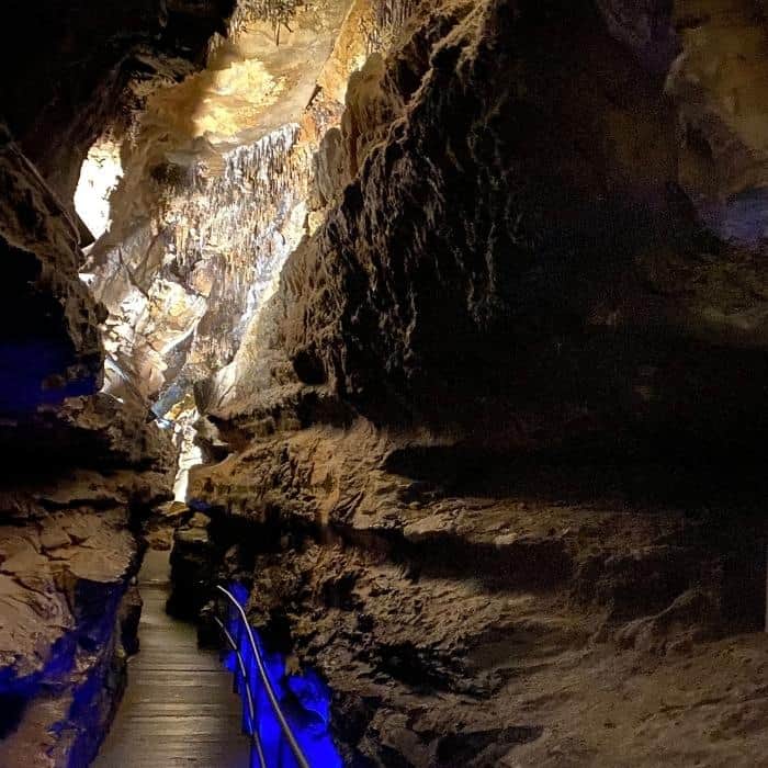 Ruby Falls guided cave tour
