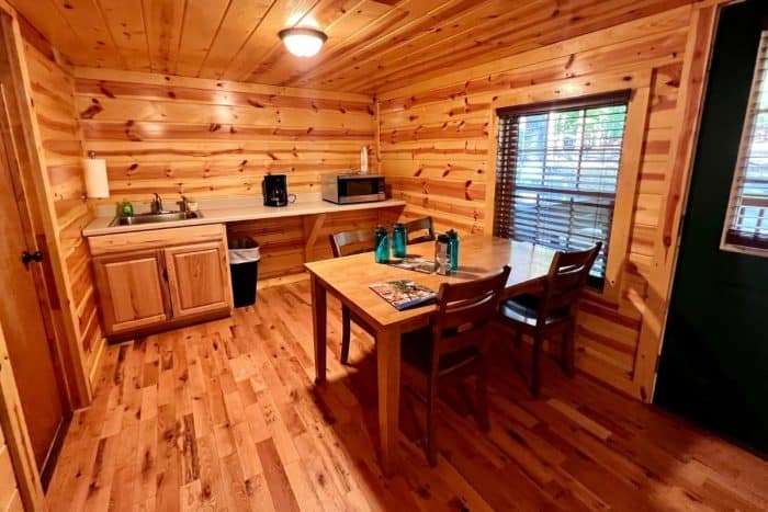 dining area of Sportsman cabin 