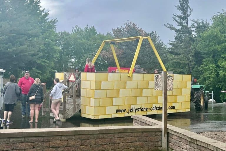 Family Fun at Jellystone Park Camp Resort in Caledonia, WI