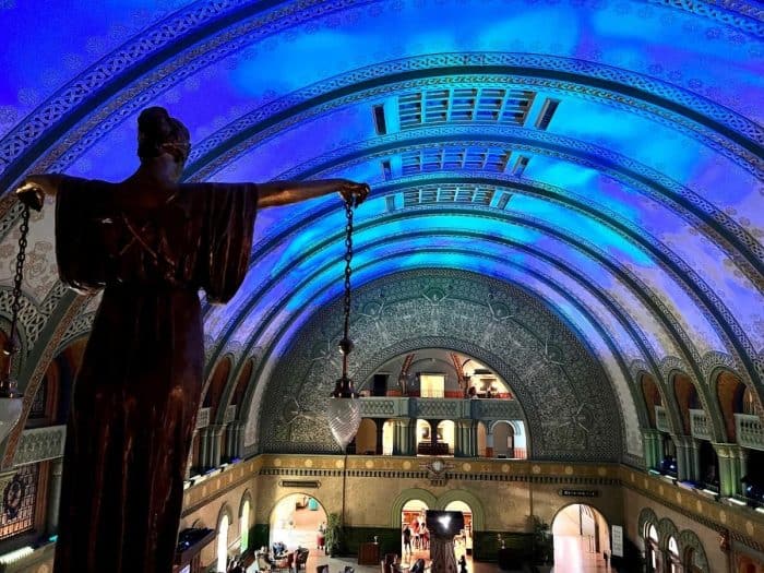 Grand hall light show at St. Louis Union Station