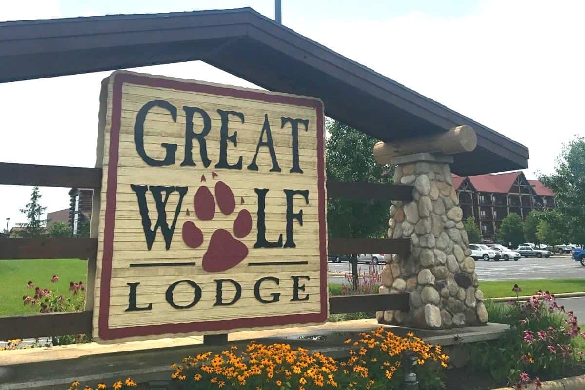 Great Wolf Lodge Annual Flash Sale 8/4