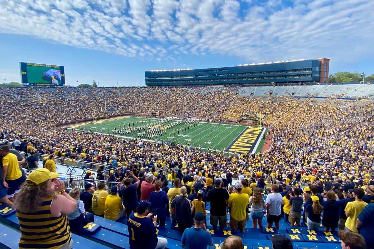 university of michigan football tour