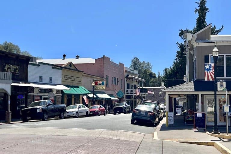 3 Gold Rush Towns in California to Visit (Only 1+ Hour From Yosemite NP)