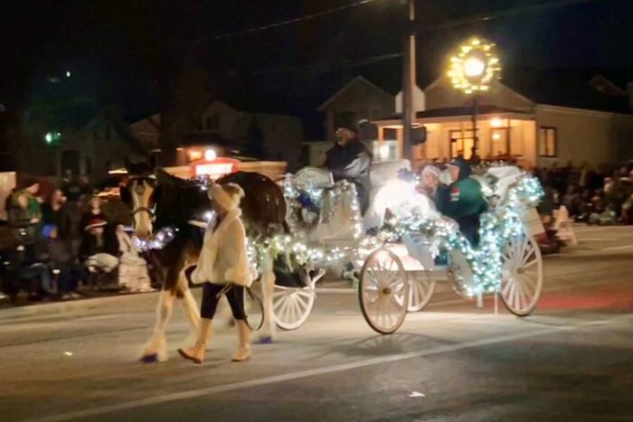 Horse Drawn Carriage Parade & Christmas Festival in Lebanon Ohio