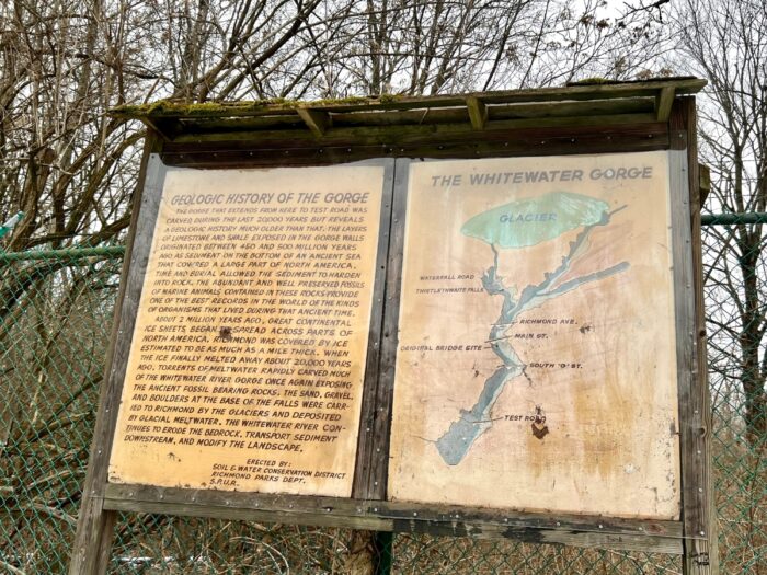 sign at Thistlethwaite Falls