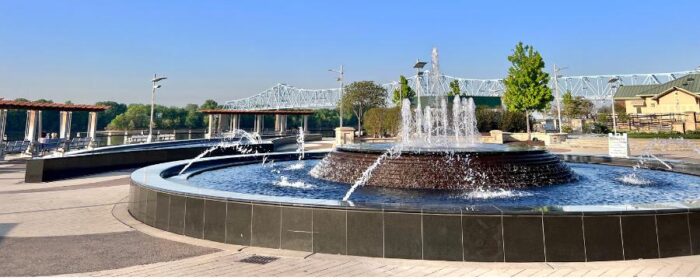 fountain at Smothers Park in Owensboro KY
