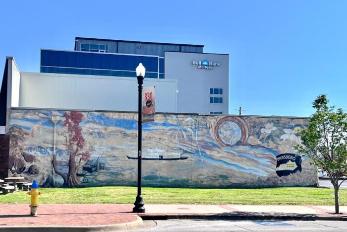 mural in downtown Owensboro