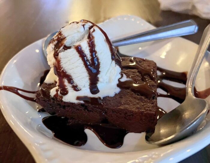 brownie and ice cream at The Crowded House in Madisonville KY