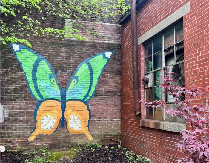 butterfly mural in Madisonville KY