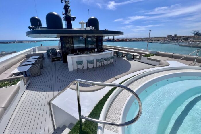 hot tub and Sky Bar on Emerald Azzurra luxury yacht