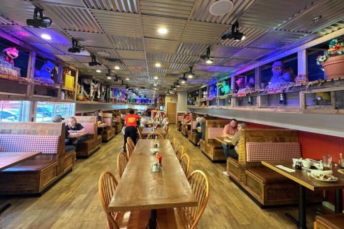  Frizzle Chicken Farmhouse Cafe Pigeon Forge