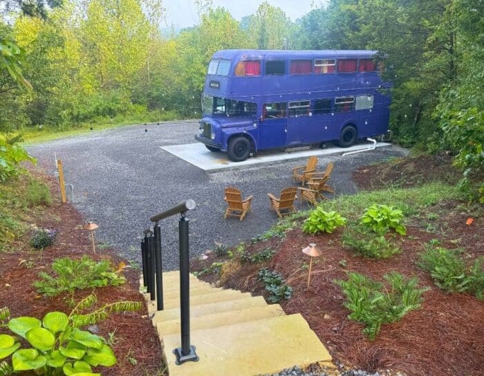 Nightly Bus double decker bus vacation rental in TN