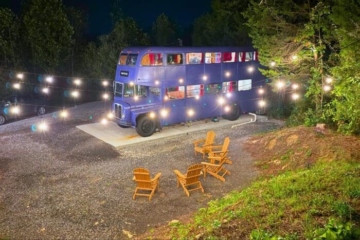 Nightly Bus double decker bus vacation rental in TN