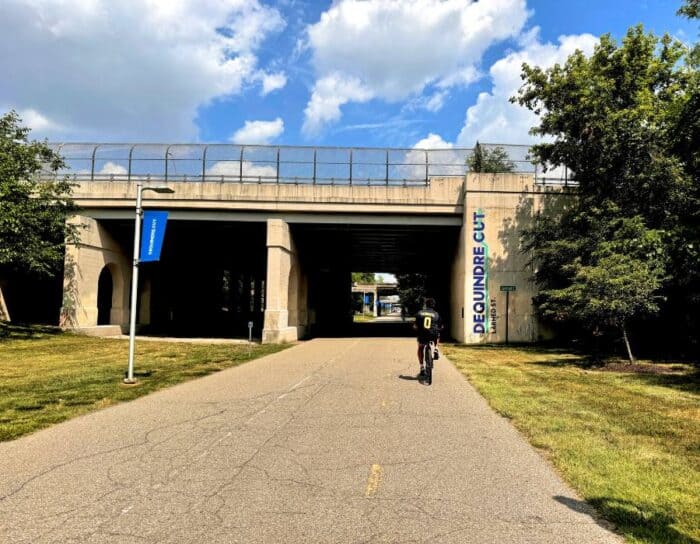 bike path Dequindre Cut in Detroit