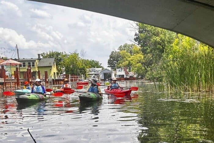 guided kayak tour of Detroit River 