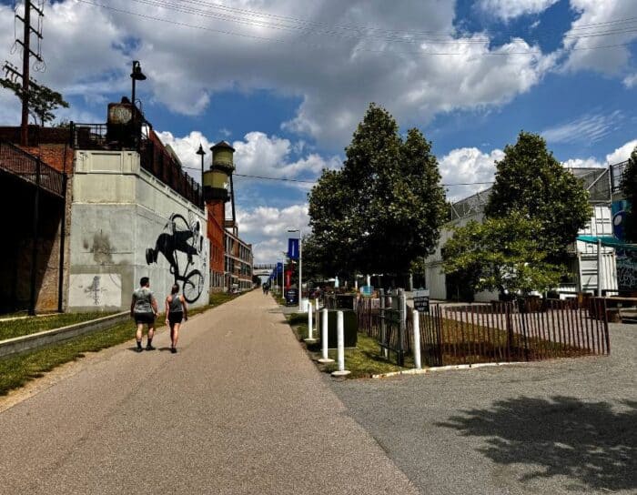 mural along Dequindre Cut