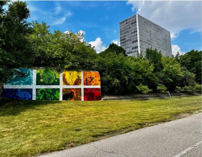 mural along Dequindre Cut