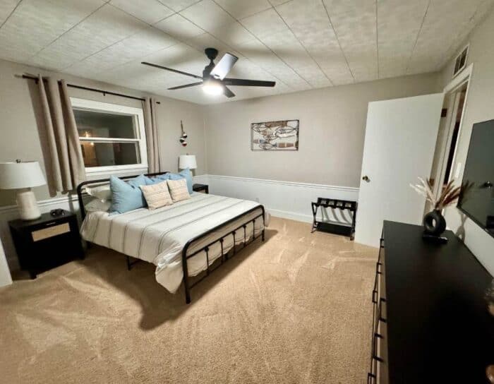 bedroom at Lakeside Oasis on Rocky Fork Lake