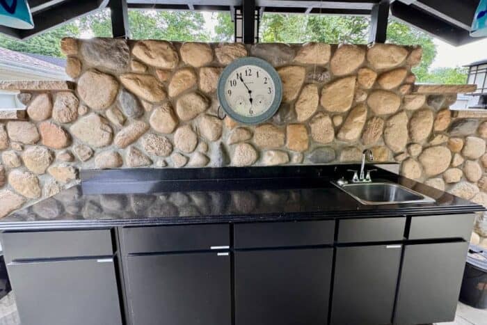 outdoor kitchen at Lakeside Oasis on Rocky Fork Lake