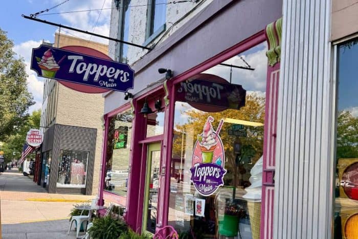 Toppers on Main Madison Indiana