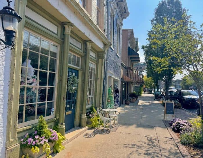 shops in downtown Madison Indiana