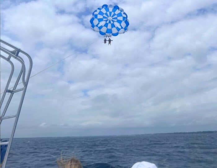 parasailing in Destin Florida